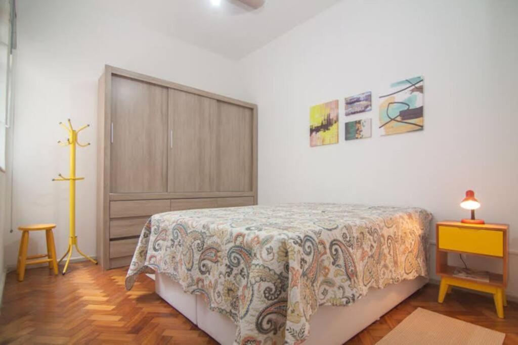 Apartamento Charmoso Na Praia De Copacabana Рио де Жанейро Екстериор снимка